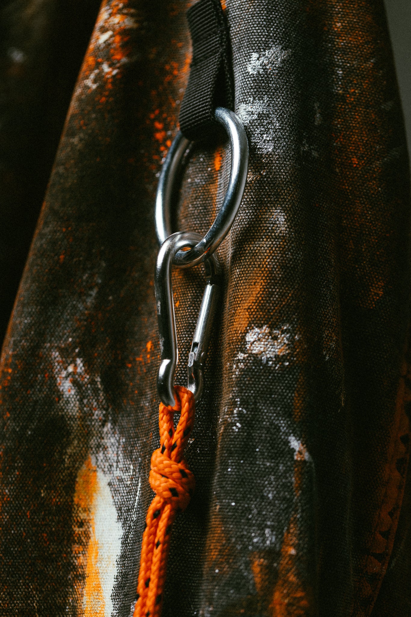 BRUSHED RUST